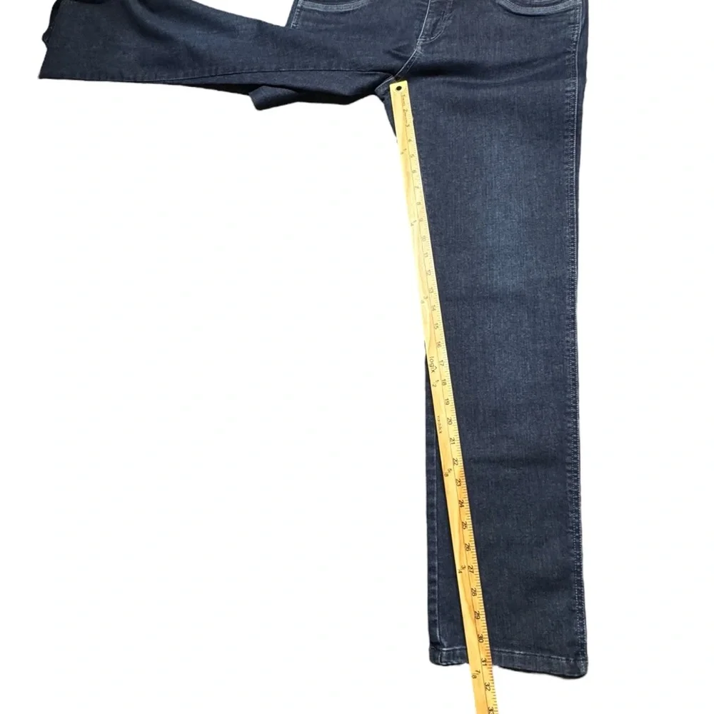 Kuhl Thermik Jean Womens Size 10 Straight Dark Wash Hiking Workwear Performance‎ - Picture 8 of 13